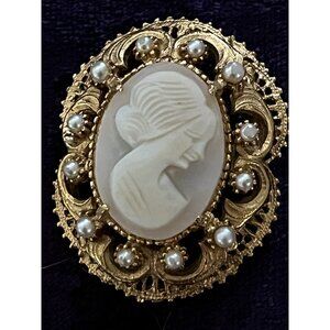 Vtg Florenza Brooch Pendant Cameo Shell Faux Pearl Gold Tone Filigree Signed